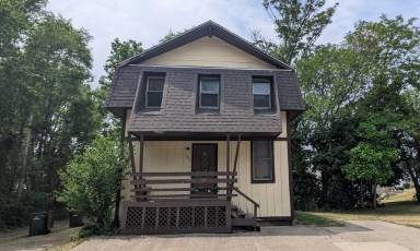 Main picture of 1221 6th St