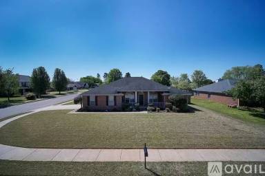 Main picture of 111 Clover Ridge Dr