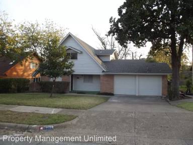 Main picture of 6211 Moonglow Dr
