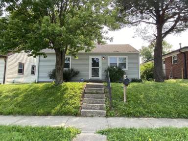 Main picture of 141 N 6th Ave
