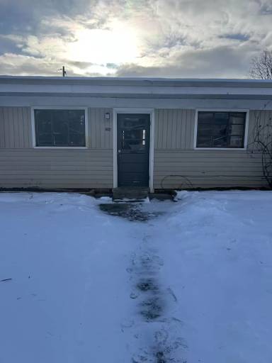 Main picture of 1632 Henry Ave