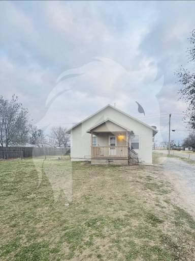 Main picture of 702 5th St