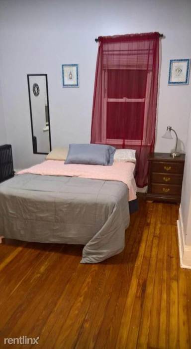 Main picture of 3531 Paulding Ave