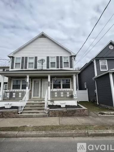 Main picture of 537 Shawnee St