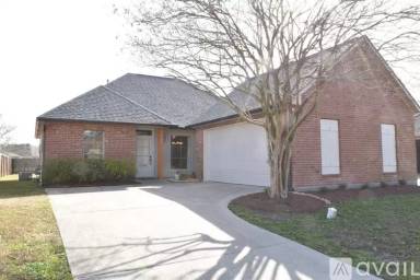 Main picture of 10350 Springtree Ave