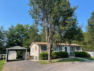 Main picture of 24895 Ivy Ln