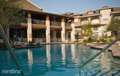 Main picture of ARIUM Towne Lake