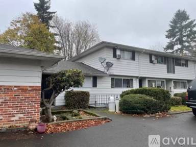 Main picture of 21805 SE Alder Dr