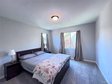 Main picture of 6149 Woodridge Ln