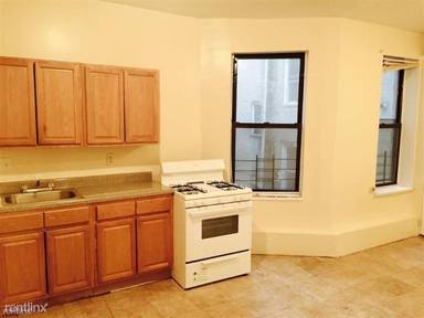 Main picture of 41 Lott Ave