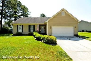 Main picture of 535 Raintree Rd