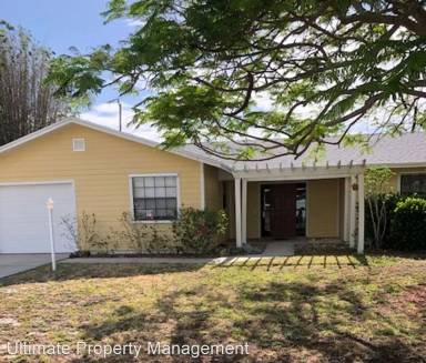 Main picture of 2703 NE Spruce Ridge Ave