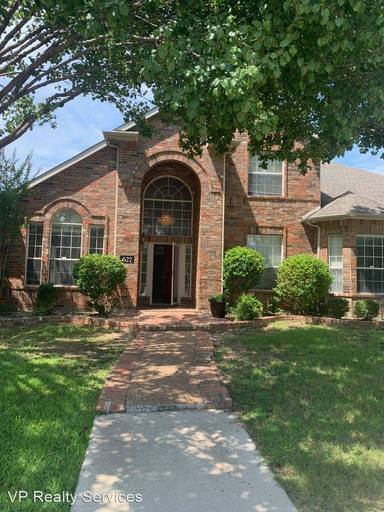 Main picture of 627 Park Highlands Dr
