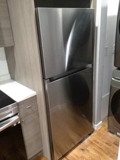 Main picture of 4830 S Drexel Blvd