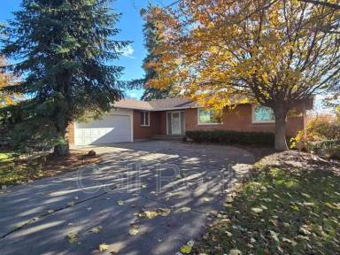 Main picture of 2621 W Johannsen Rd