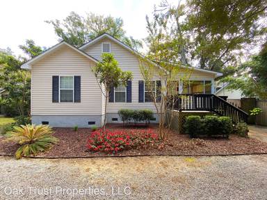 Main picture of 733 Fort Johnson Rd