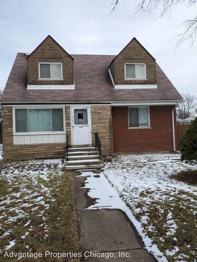 Main picture of 22203 Clyde Ave