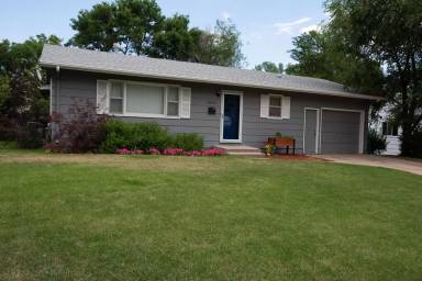 Main picture of 1060 Briarwood Rd