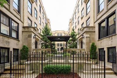 Main picture of 3604 N Pine Grove Ave
