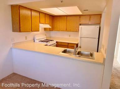 Main picture of 250 Sunset Dr