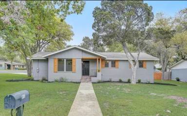 Main picture of 850 Timber Dr
