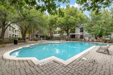 Main picture of Marquis At Waterview