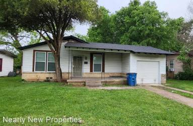 Main picture of 3214 Dahlia Dr