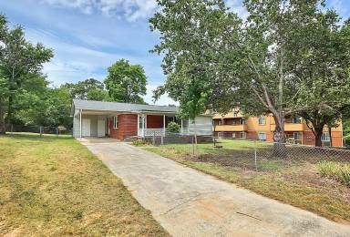 Main picture of 1017 McLain Rd