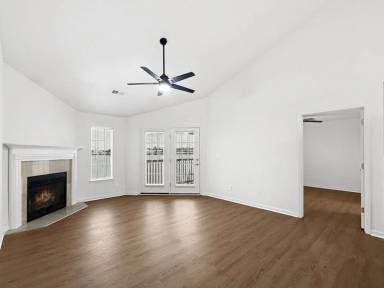 Main picture of 400 Beachfront Dr
