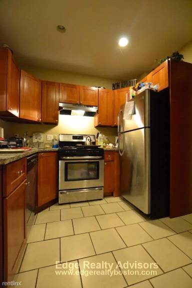 Main picture of 72 Egmont St