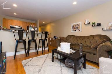 Main picture of 76 Egmont St