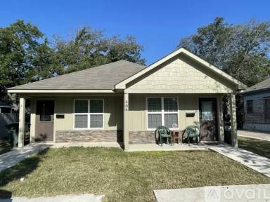 Main picture of 606 S 13th St