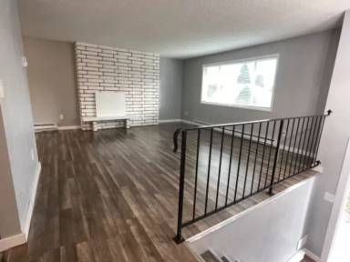 Main picture of 10323 E Augusta Ln