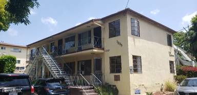 Main picture of 7235 Hampton Ave