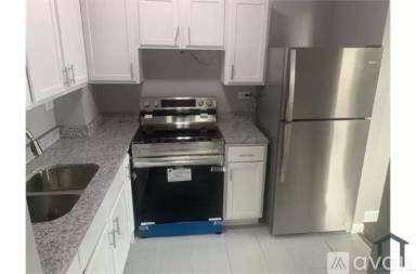 Main picture of Jeffrey Cyril Apartments