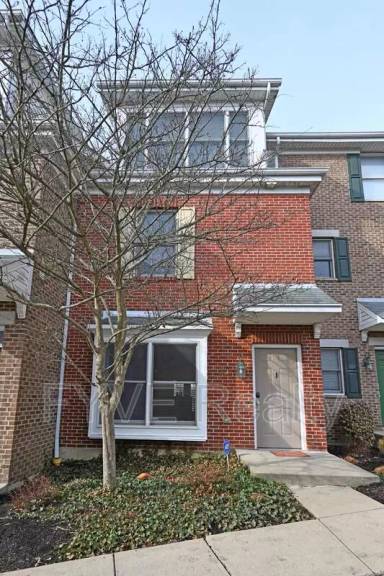 Main picture of 1714 Grandmere Ln