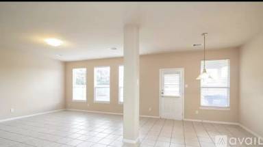 Main picture of 6831 Silver Shores Ln