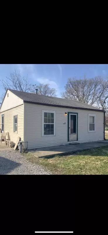 Main picture of 220 Nadine St