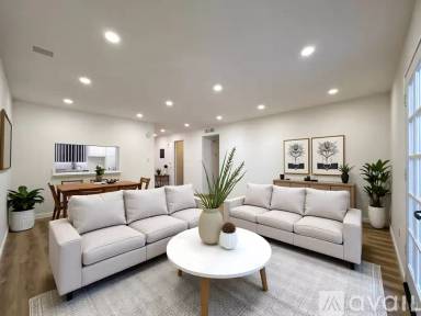 Main picture of 360 Pioneer Dr