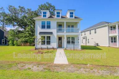 Main picture of 448 Bluegill Ln