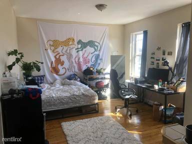 Main picture of 1189 Commonwealth Ave