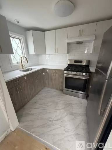 Main picture of 632 Cora Pl