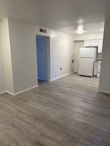 Main picture of 420 Vermont St NE