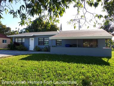 Main picture of 1800 SW 68th Ave