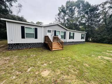 Main picture of 1163 Cecil Nobles Hwy