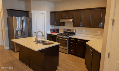Main picture of 357 E Vancott Way