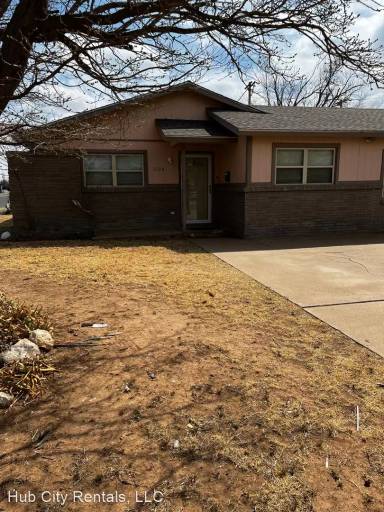 Main picture of 1724 E 2nd Pl