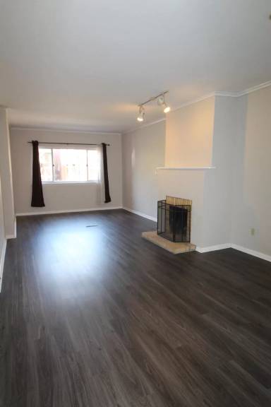 Main picture of 727 Bellefonte St