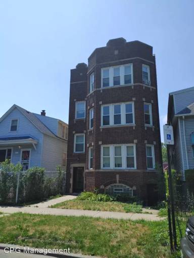 Main picture of 8408 S Kingston Ave