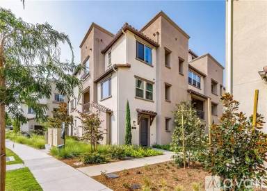 Main picture of 521 S Motif St